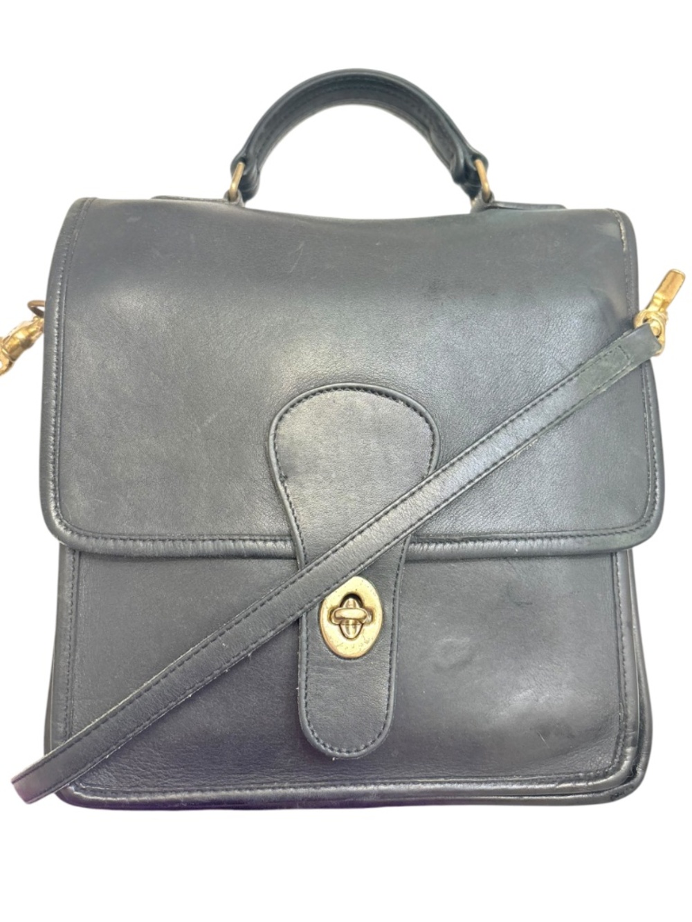 Coach #5130 vintage black leather station bag